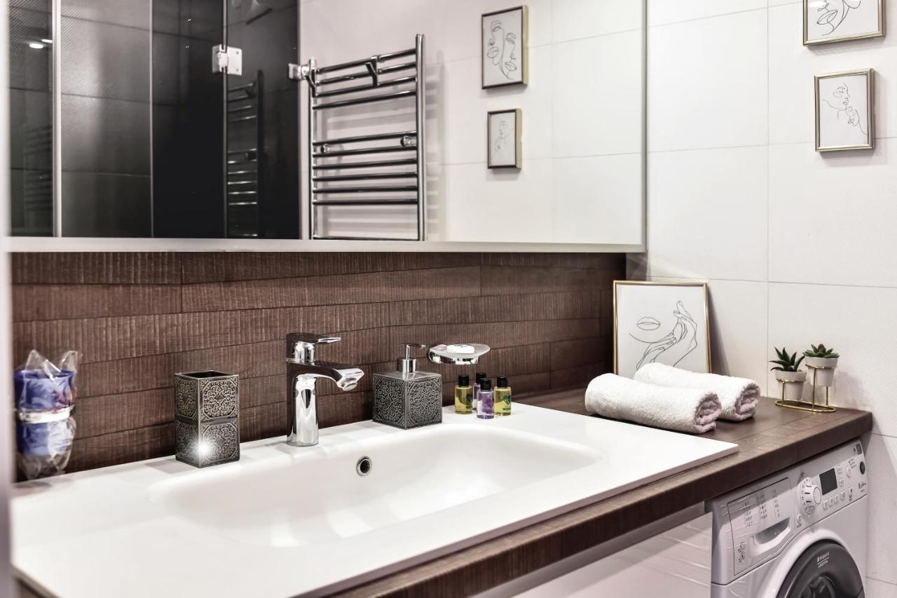 2 Bedroom Penthouse In City Center, Free Parking Saraievo Exterior foto
